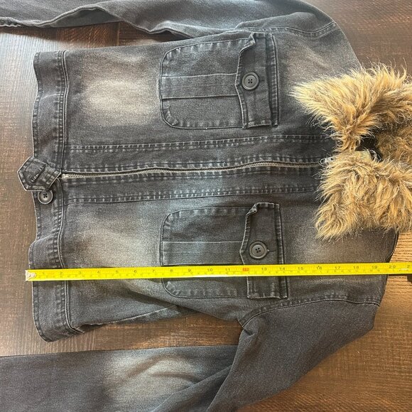 Judith March Black Denim Jacket Faux Fur Collar Women’s Size Small - Picture 5 of 6